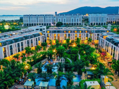 Villa Hạ Long Royal Lotus OTM 505 5 phòng ngủ view hồ bơi resort