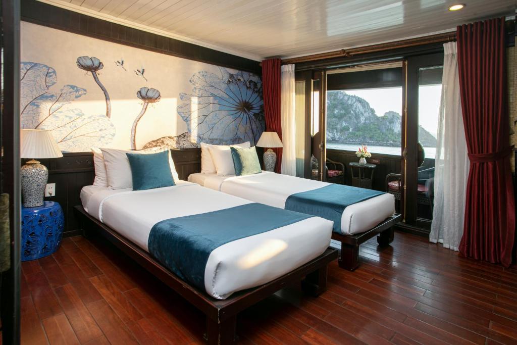 du-thuyen-ha-long-bhaya-classic-overnight-cruise-04-cabin (4)